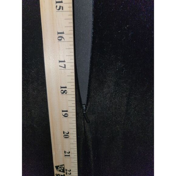 J. R.‎ NITES BY CALIENDO DRESS BLACK VALVET MADE IN MACAU - Picture 6 of 8